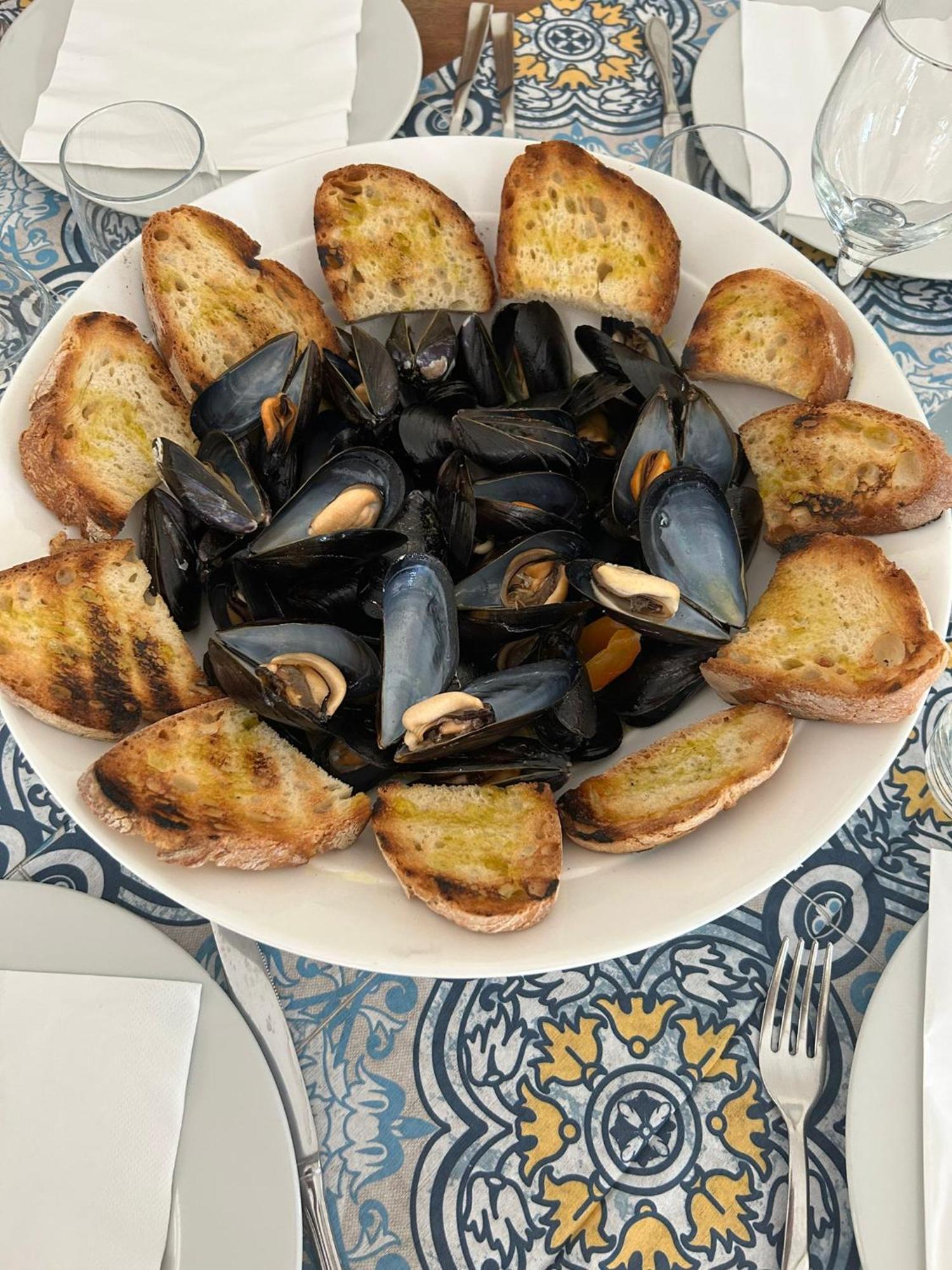 安塔哥丝酒店 Montesilvano Marina 外观 照片